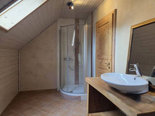 Badezimmer DG zu Schlafzimmer 1 - 