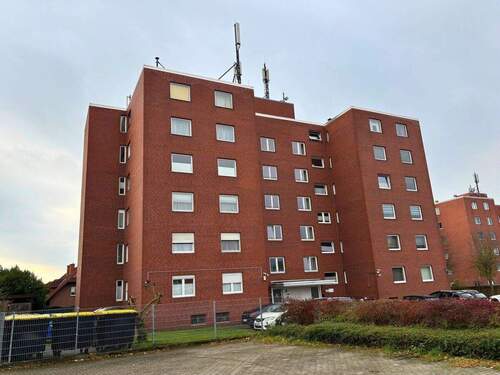 Haus Außen - 4 Zimmer Etagenwohnung in Lohne (Oldenburg)