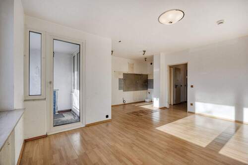 Wohn-Essbereich - Etagenwohnung mit 47,00 m&sup2; in Düsseldorf zum Kaufen