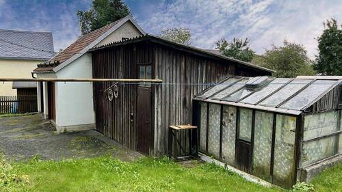 Nebengelass hinter dem Haus - 