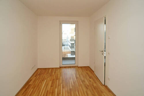 Zimmer 2 - 