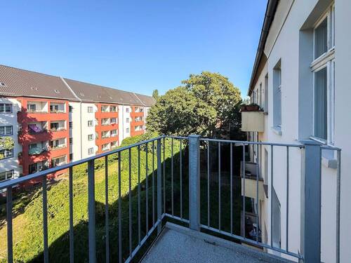 Der Balkon - 2 Zimmer Etagenwohnung in Berlin