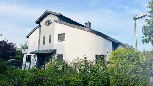 Bild 3 - 8 Zimmer Einfamilienhaus in Karlsruhe