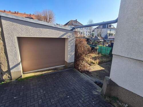 Garage - 