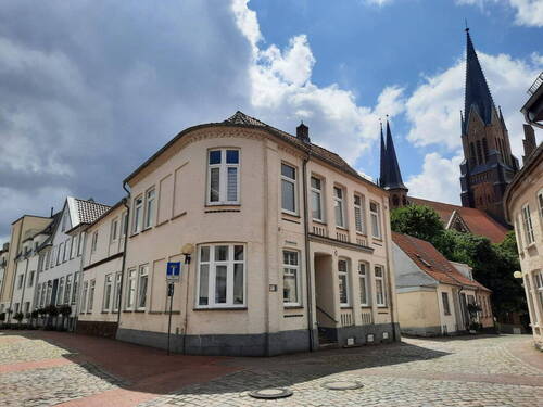 Vorderansicht - Zentral in der Altstadt - 3 Zi. Wohnung zu vermieten