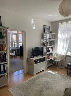 Wohnzimmer 1 - Foto 2 - Etagenwohnung mit 64,50 m&sup2; in Schleswig zur Miete