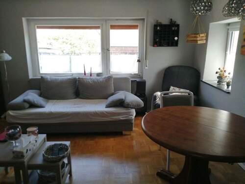 Wohnzimmer - Einfamilienhaus mit Nebengebäude