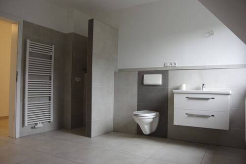 Bild 1 - Charmante, modernisierte 90 m² Whg in ruhiger Lage vor HH Toren im nordwesten (Bönningstedt)