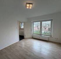 Helle, gepflegte 2-Zimmer Wohnung - Duisburg Fahrn