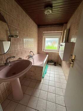840ef4e9-1317-47e9-bf59-e280cc7abce0.JPG - 