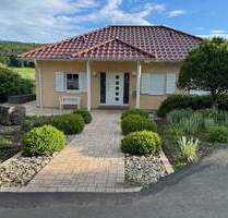 Exklusives freistehendes FingerHaus mit Einliegerwohnung, provisionsfrei! - Gladenbach nahe Marburg Frohnhausen