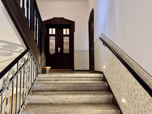 Treppenhaus - Etagenwohnung mit 115,00 m&sup2; in Leipzig / Schleußig zum Kaufen