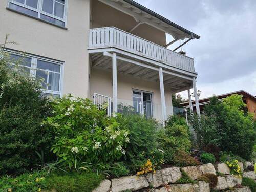 Hausansicht v. Garten - 6 Zimmer Einfamilienhaus in Höchst