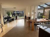 Wohnzimmer mit Wintergarten - 