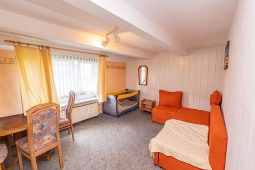 Schlafzimmer EG - 