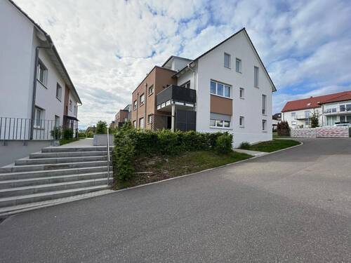 2 - 3 Zimmer Etagenwohnung zur Miete in Altbach