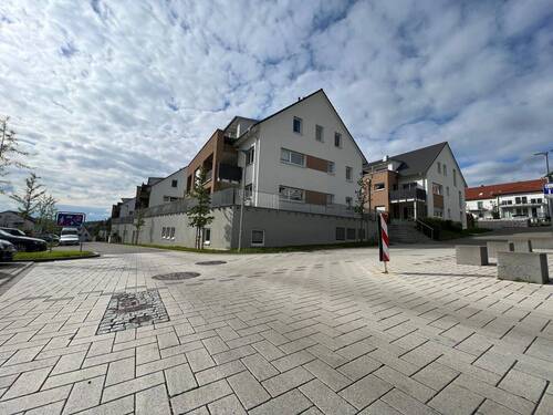 3 - 3 Zimmer Etagenwohnung in Altbach