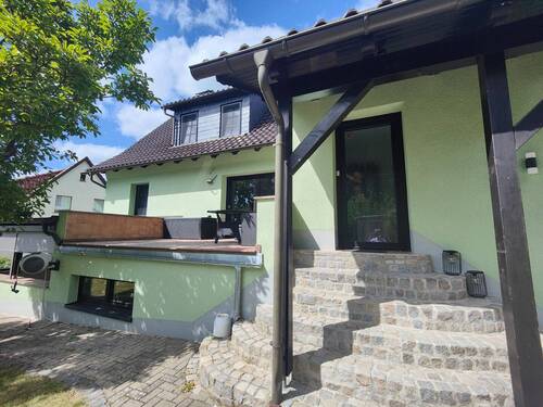 Treppe in den Garten - 