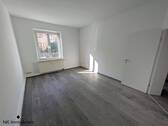 Wohnzimmer (EG-Wohnung) - 