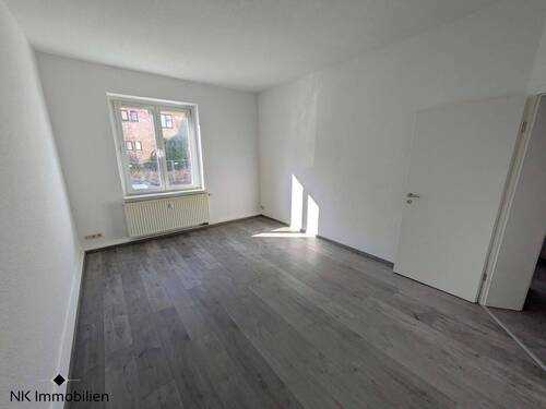 Wohnzimmer (EG-Wohnung) - 