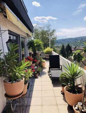 Aussicht Balkon - 4 Zimmer Etagenwohnung zum Kaufen in Remshalden