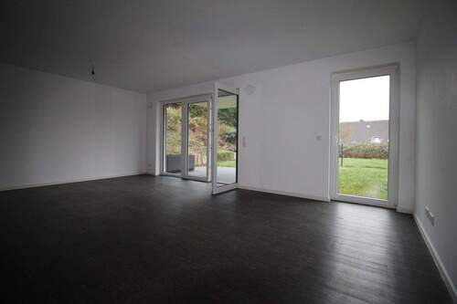 Wohnbereich mit Ausgang auf die Terrasse - 3 Zimmer Terrassenwohnung zur Miete in Hagen