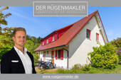 Herzlich willkommen - Nur ca. 400m bis zur Ostsee! Gemütliche Dachgeschosswohnung mit PKW-Stellplatz in Dranske-Bakenberg