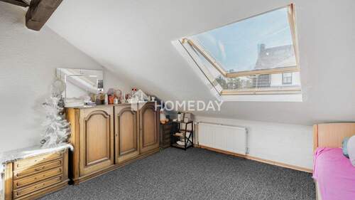 2. OG Schlafzimmer 1 1 - 