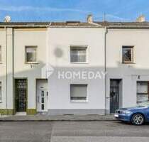 7 Zimmer, 3 Etagen und ein Garten: gepflegtes RMH mit viel Raum für Ihre Ideen - Mönchengladbach Rheindahlen