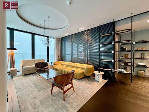 Bild 1 - Erstbezug seit Bau: Exklusive vollmöblierte Designwohnung im 44. Stock des Grand Towers