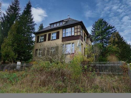 Straßenansicht - Mehrfamilienhaus, Wohnhaus mit 200,00 m&sup2; in Adorf zum Kaufen