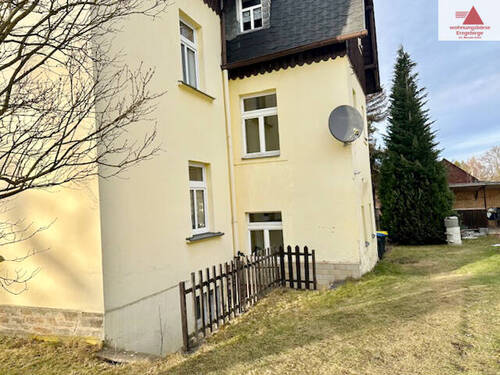 Hausrückseite m. Garten - 