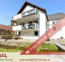 Mandern: weitläufiges, einzugsbereites Familienidyll mit Traumgarten und Bachlauf - 3 Balkone, Garage, Ausbaureserve & 3 Bädern!