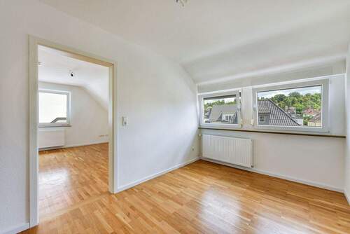 Schlafen zum Wohnen - 2 Zimmer Etagenwohnung in Stuttgart