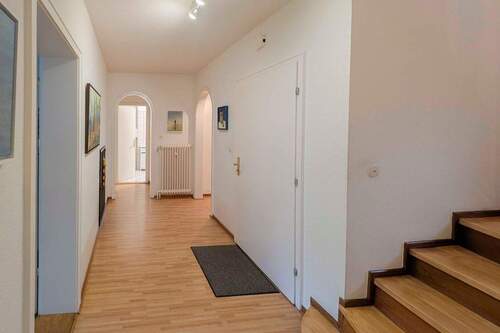 Flur EG - Einfamilienhaus mit 204,50 m&sup2; in Emden zum Kaufen