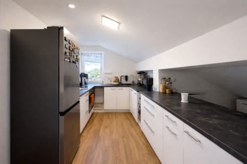 Tageslichtküche - 2 Zimmer Etagenwohnung in Benediktbeuern