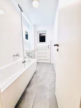 Helle Tageslichtbad - 