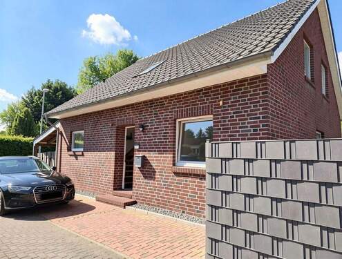 Nordansicht - 4 Zimmer Einfamilienhaus zum Kaufen in Weener