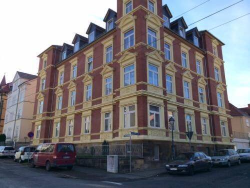 Foto _klein_Hausansicht04.jpg - Schöne 3-Raum-Wohnung, 18.-März-Str. 69