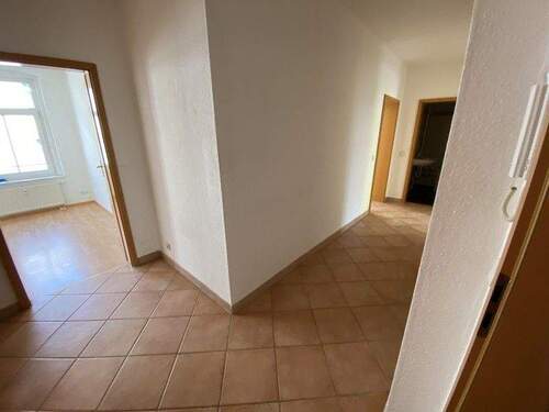 Flur - 4 Zimmer Etagenwohnung zur Miete in Plauen