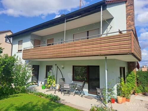 Außenansicht hinten - Platz für alle! - 450.000,00 EUR Kaufpreis, ca.  226,00 m² Wohnfläche