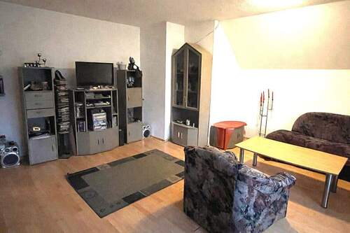 BB431A82-222C-4C37-A257-0BAAED93450C - 