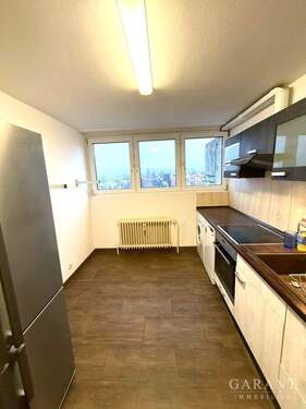Küche - 3 Zimmer Etagenwohnung zum Kaufen in Sindelfingen