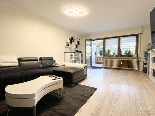 Wohnzimmer EG - *** Begehrtes Zweifamilienhaus in Oftersheim - Ihr neues Zuhause erwartet Sie! ***