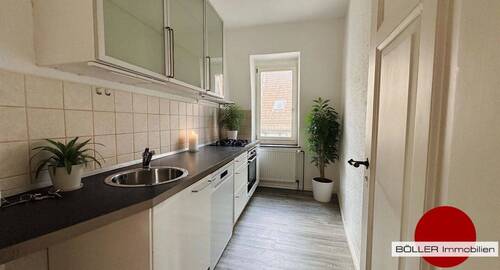 Küche mit Einbauküche! - Etagenwohnung mit 102,00 m² in Nürnberg zur Miete