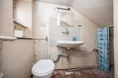 WE01 Toilette Treppenhaus - 