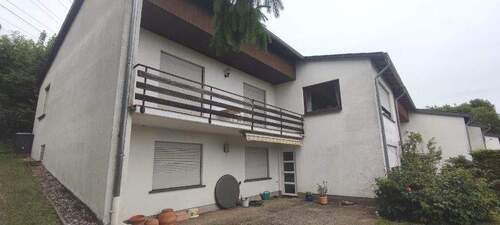 Rückansicht - 6 Zimmer Mehrfamilienhaus, Wohnhaus zum Kaufen in Sulzbach/Saar