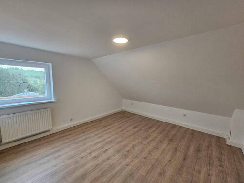 Bild 3 - 3 Zimmer Etagenwohnung in Schiffweiler