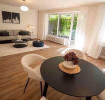 Bezugsfertige, renovierte, 2-3 Zi. EG-Whg. mit bezaubernder Terrasse und TG-Stellplatz - Hamburg Lokstedt