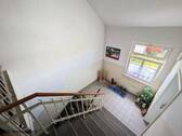 Treppenhaus - Etagenwohnung mit 63,00 m² in Reinsdorf zur Miete